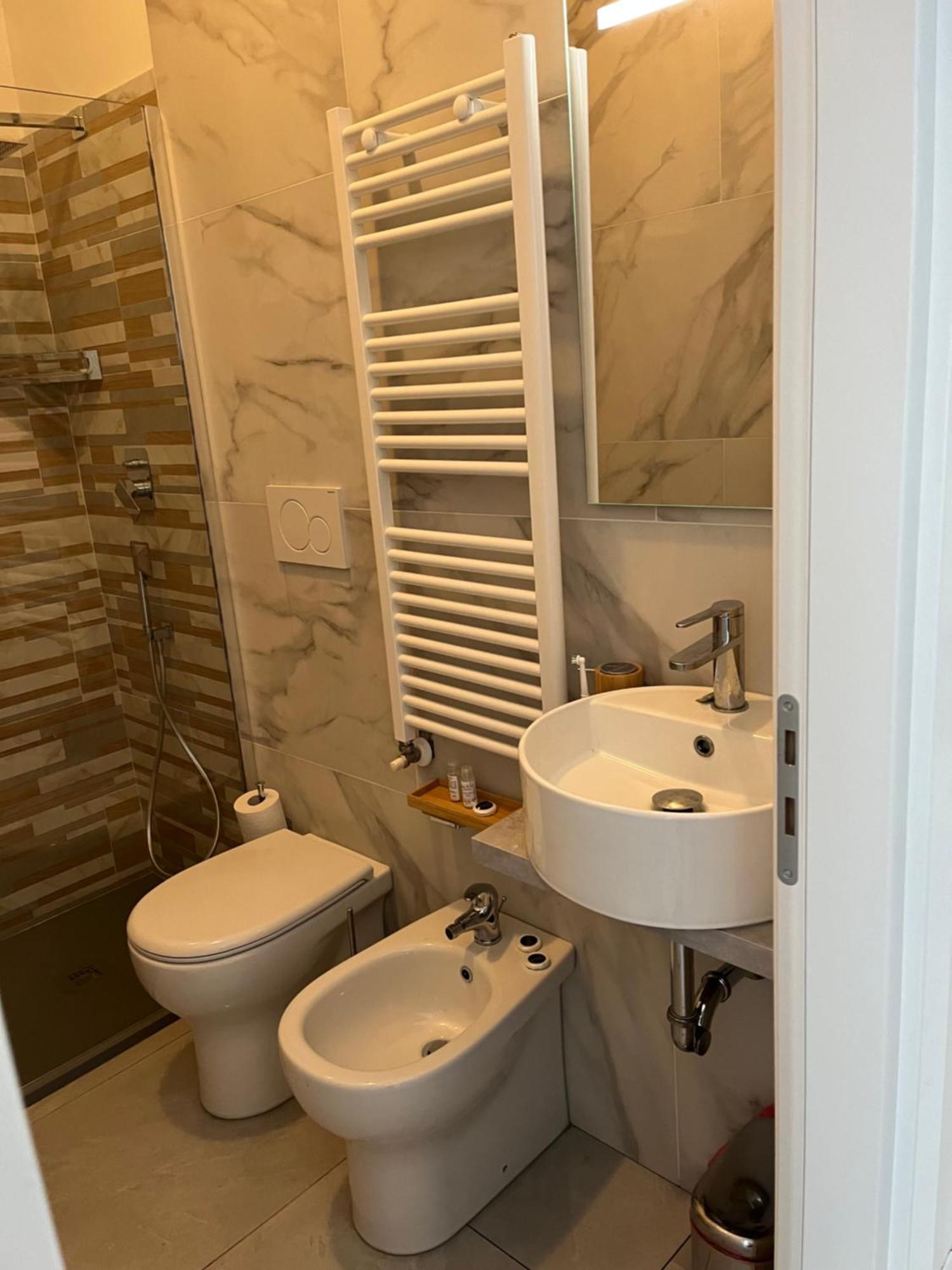 Albachiara Suite Rooms Болоня Екстериор снимка