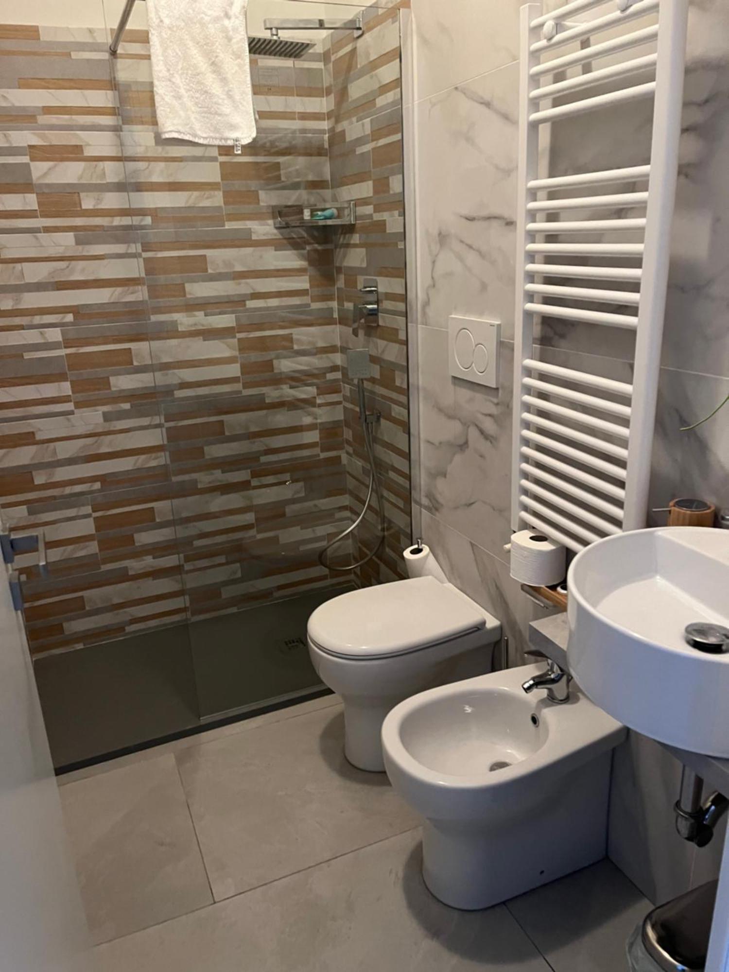 Albachiara Suite Rooms Болоня Екстериор снимка