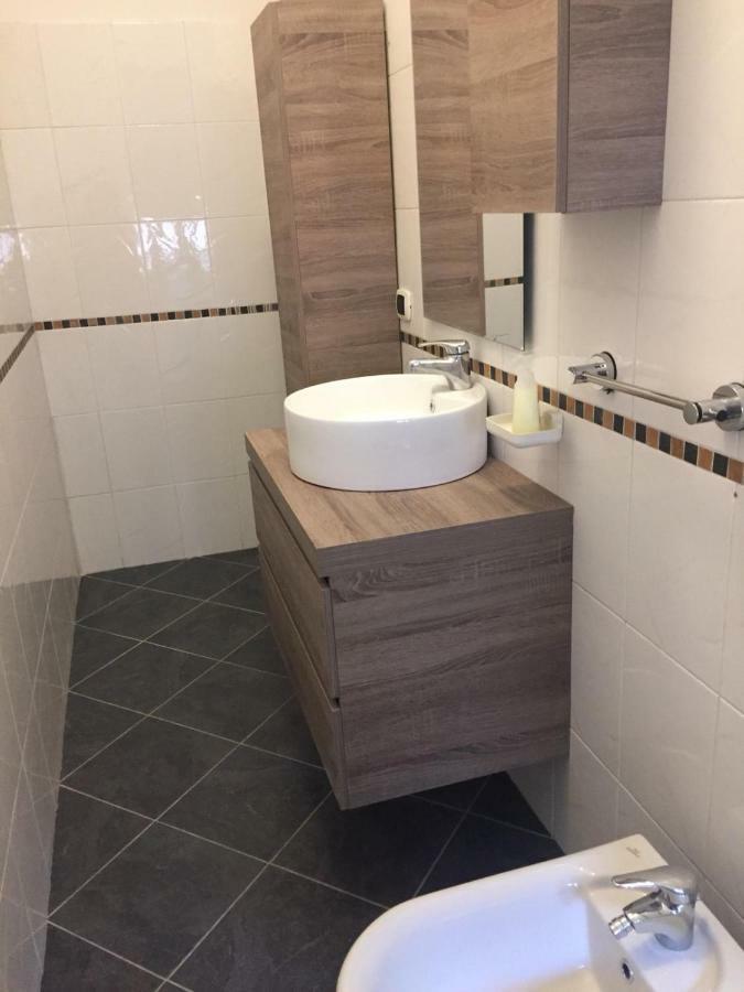 Albachiara Suite Rooms Болоня Екстериор снимка